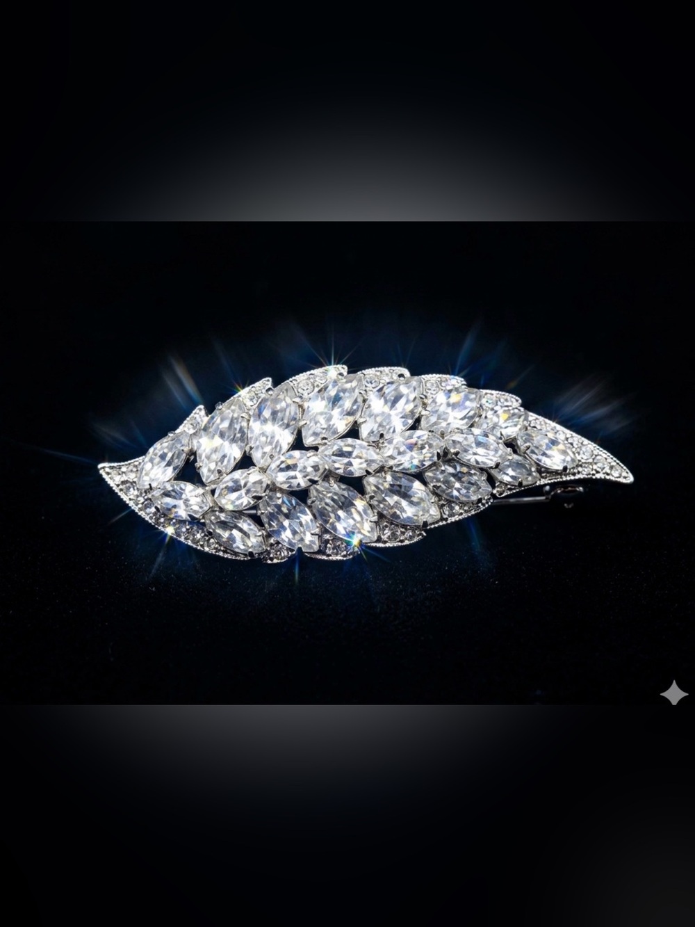 #299 Vintage Eisenberg Rhinestone Leaf Brooch